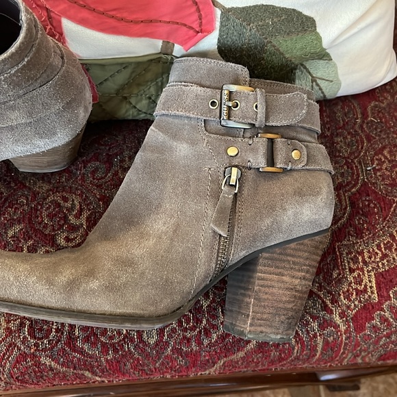 Guess booties - Picture 8 of 8